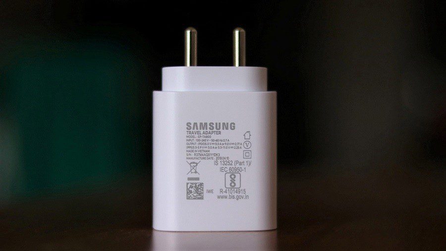 samsung-25w-super-fast-charger-4